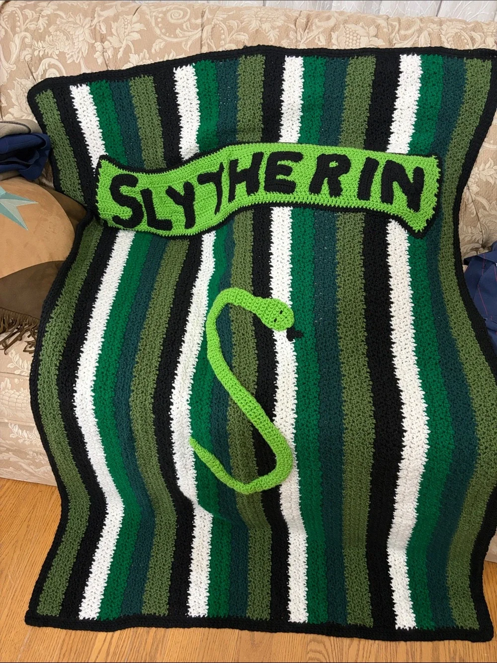 Harry Potter Slytherin TriColor Green white Black Knitted Crotchet PreOwned